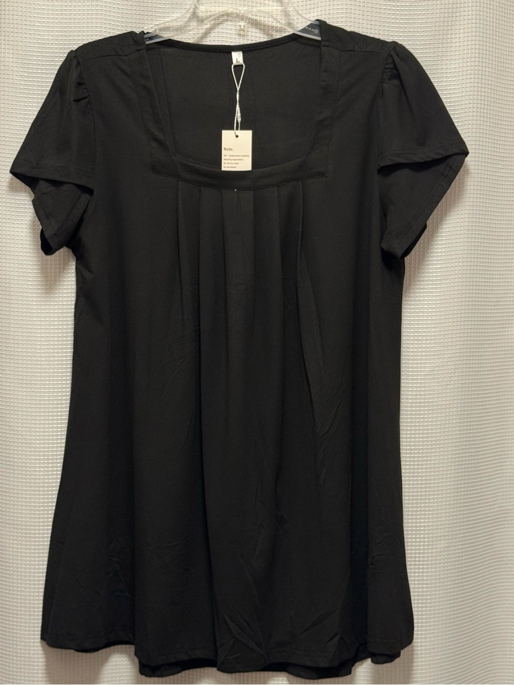 Black Cap Sleeve Pleated Tunic Top Women’s L NWT